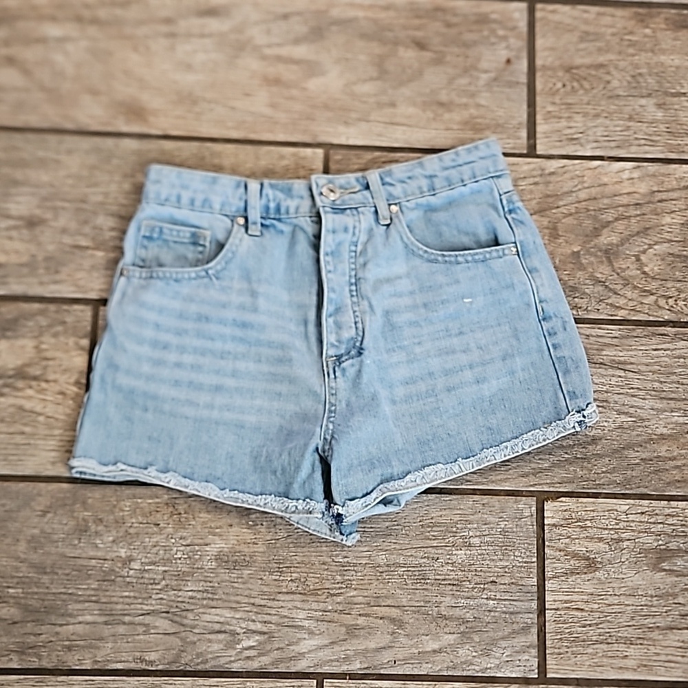 Forever 21 Jean Shorts Size 24
